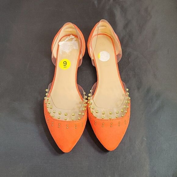 MUDD WOMEN'S SLIP-ON GOLD METALLIC BALL DESIGN EMBROIDERED SUEDE CLOSED TOE FLAT - Picture 2 of 15